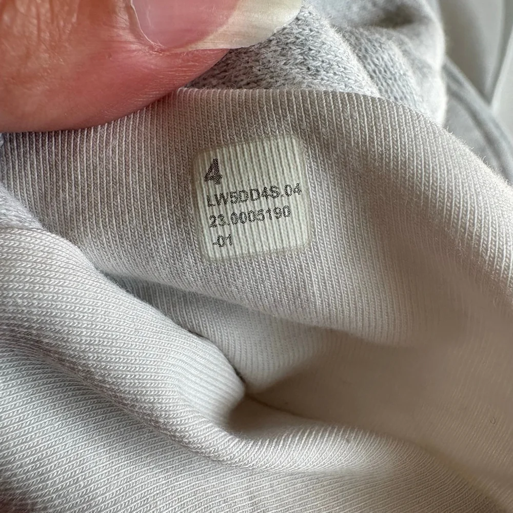 Lululemon Scuba High-Rise Relaxed Jogger Heathered Core Ultra Light Grey size 4 - Picture 10 of 15